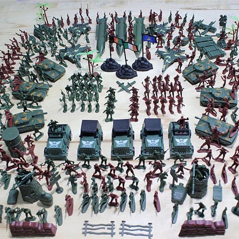 World War II Military Toy Sold - Board Game Risk recensione e prezzo