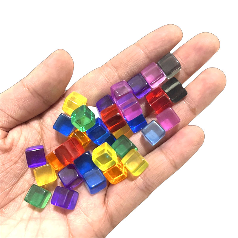 100pcs/set 8mm Clear Cube Dice - Board Game Quiz recensione e prezzo