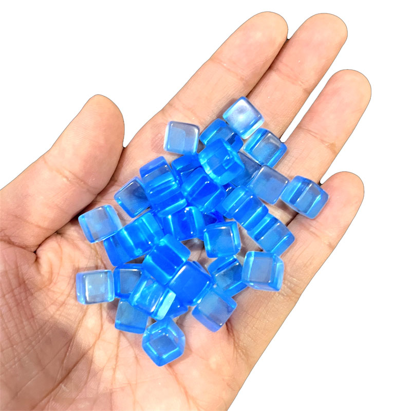100pcs/set 8mm Clear Cube Dice - Board Game Quiz recensione e prezzo