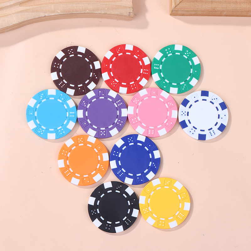 B*10 Pcs 11.5g ABS Plastic Pok - Board Game With Chips recensione e prezzo