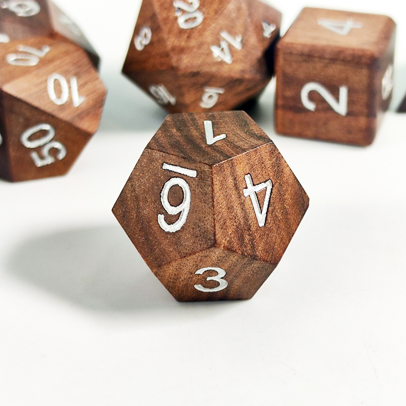 DND Wooden Dice for Board Game - Dice Tower Wooden recensione e prezzo